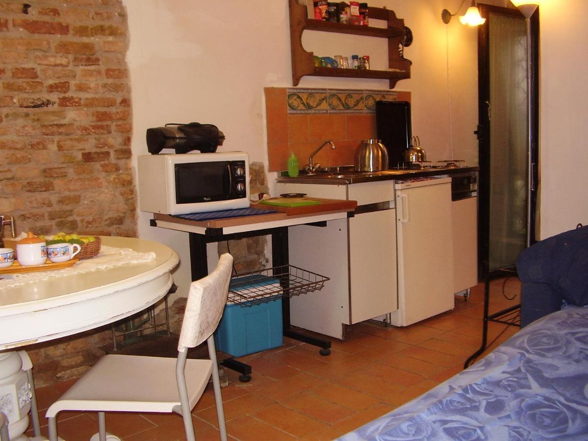 فيلا Abruzzocasacampagna Collecorvino - Monolocale Con Mini-Cucina, Giardino E Parcheggio المظهر الخارجي الصورة